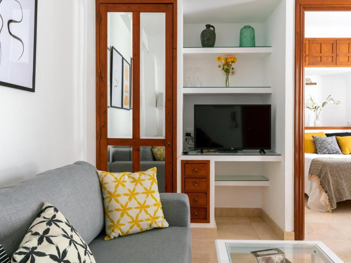 Vr excelente ubicacion luminoso apt para parejas Sevilla Exterior foto