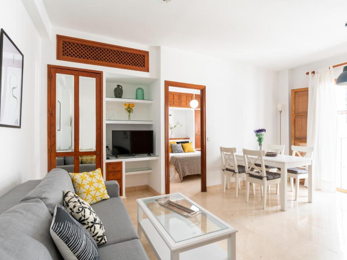 Vr excelente ubicacion luminoso apt para parejas Sevilla Exterior foto