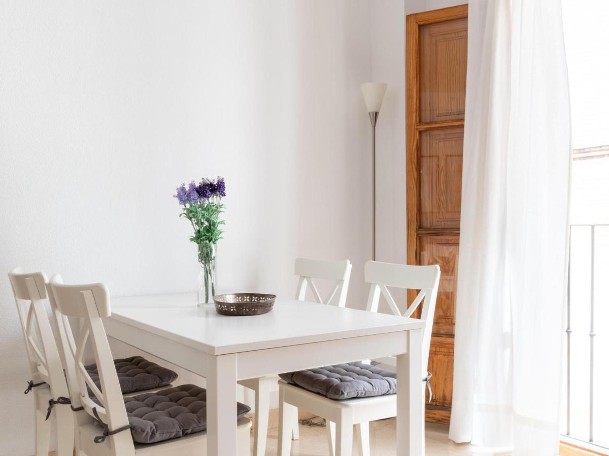 Vr excelente ubicacion luminoso apt para parejas Sevilla Exterior foto