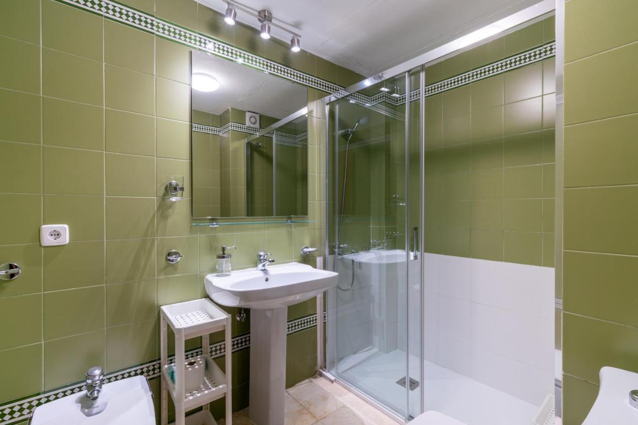 Vr excelente ubicacion luminoso apt para parejas Sevilla Exterior foto